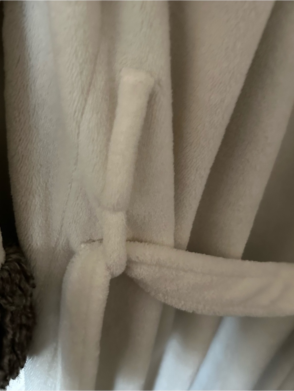 White and Brown Pottery Barn Robe - Picture 10 of 11